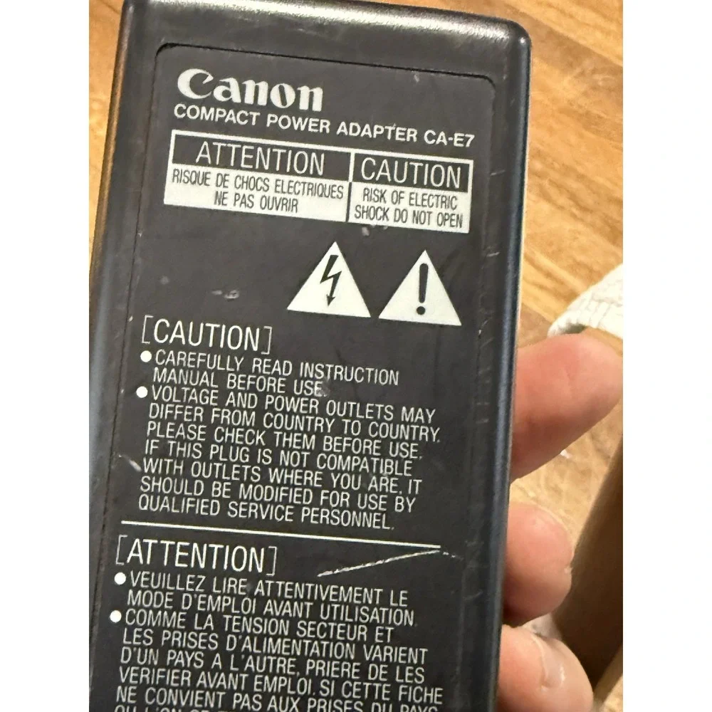 Genuine Canon CA-E7A AC/DC Power Supply Adapter 6V 1.5A/6V 1.1A 9W OEM